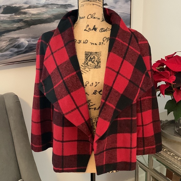 JACK BB Dakota Plaid Tartan Wool blend Cape Rare S 6 Holiday Red Black - Picture 5 of 11